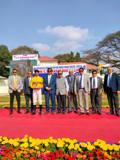 The Dr. T. Thimmaiah Memorial Trophy presentation.