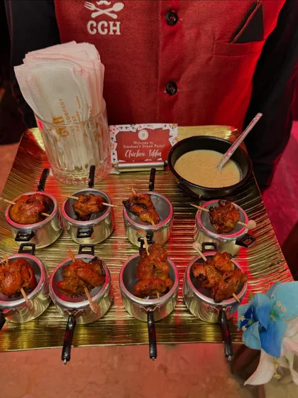 It's all in the details. We love getting creative with our presentation, like serving our delicious Chicken Bhatti Tikka in these charming mini cookers. It’s a small touch that makes a big impression.
