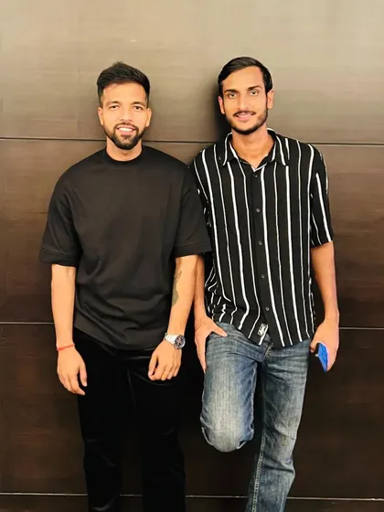 Classic vibe with fast bowler Umran Malik. It's great to connect with athletes who share the same passion for speed and power.