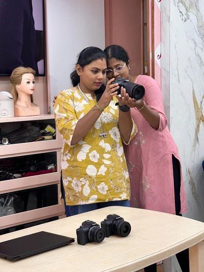 Asmitha Makeover Artistry - Professional Beauty Artist Courses The Complete Artist: Saree Draping, Photography & Styling photo 6