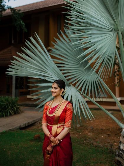 Journeys By Vivek - Wedding Photography Bridal Portraits: Regal & Radiant photo 16