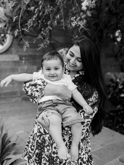 Cuddles & Giggles Photography - Newborn & Baby Photography Pure & Simple: Black and White photo 7