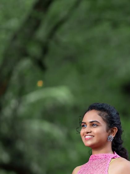 Inisha Rental Dress - Maternity Photoshoot Gown Rental Dramatic Trail & Wing Gowns photo 6