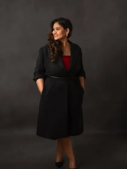 A different look from our session, this portrait in a black coat shows her sophisticated and stylish side. It’s a great example of how we can create a variety of looks in one branding session.
