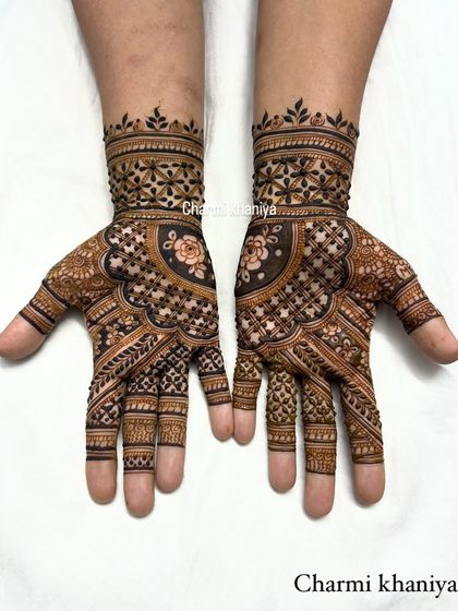 Timeless Traditional Henna photo 10