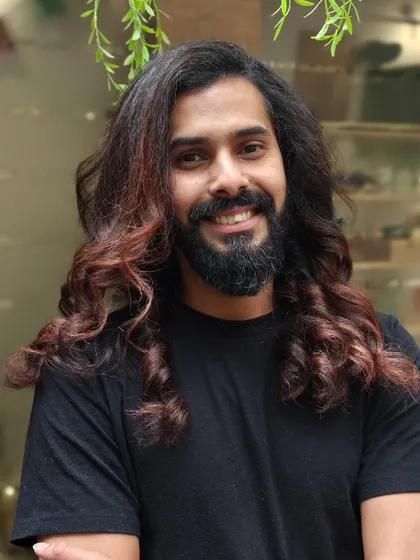 I believe great style is for everyone. Here is an example of a men's hair transformation, featuring a rich colour and expert styling that creates texture and volume for a modern, confident look.