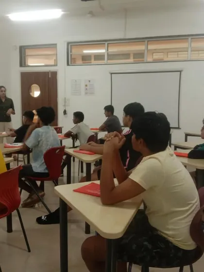 Inside the classroom at Corvuss American Academy, our players attend a sports psychology workshop. This demonstrates our commitment to balancing elite football training with a strong academic foundation.