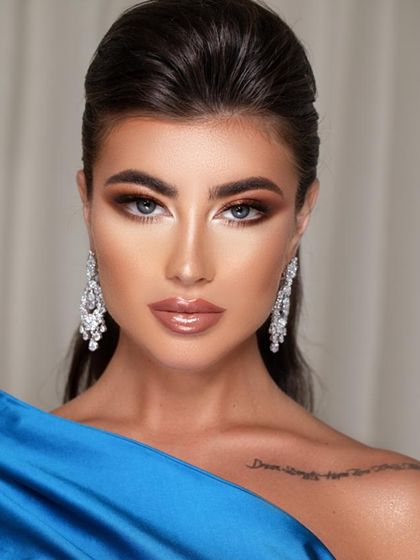 Dripping in elegance, these chandelier diamond earrings by Diosa are designed to dazzle. They are delicate yet dramatic, made to move with you and catch the light, adding effortless sophistication to any evening ensemble.