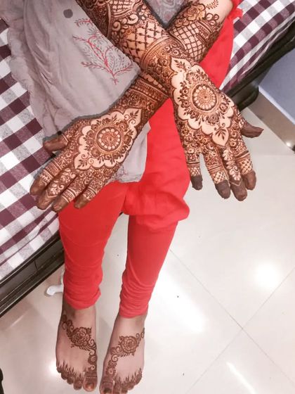 Mehendi Art by Nishat - Mehndi (Henna) Artistry Intricate Designs for Feet photo 7