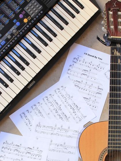 Music truly knows no boundaries, and neither do we. Whether you are a child, a working professional, or a retiree, our online classes are for everyone.