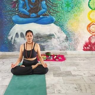 Aura Yog Centre