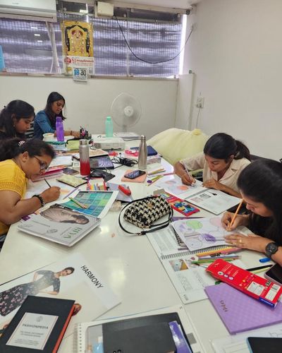 Fashion Design & Entrepreneurship Course