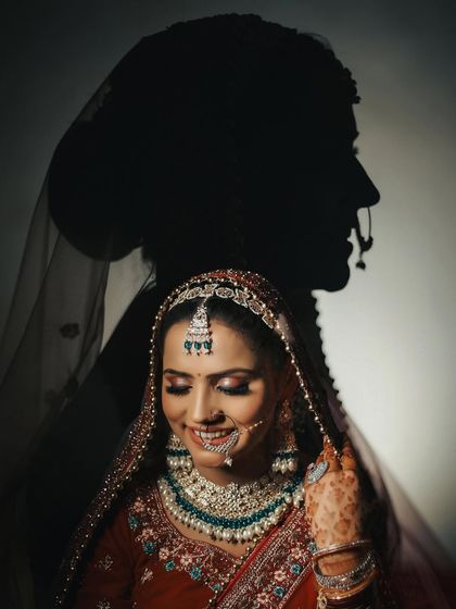 Timeless Bridal & Groom Portraits photo 31