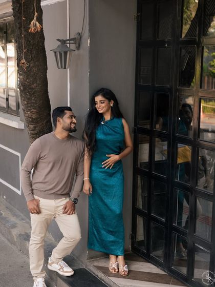 Weddings by BR - Fashion & Portrait Photography Couple Portraits: Urban Adventures photo 3