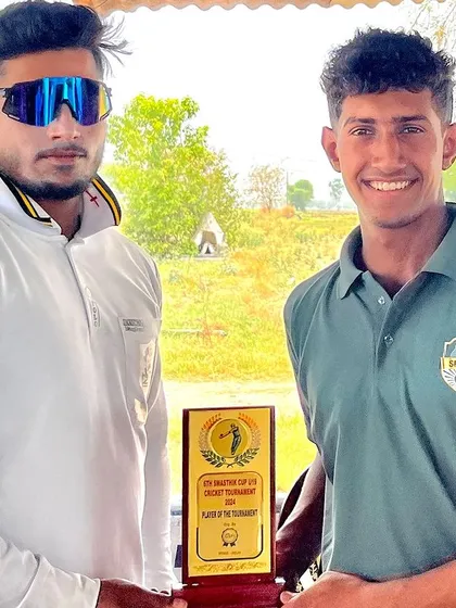 Ali Malik receiving the Player of the Tournament award for his all-round excellence.