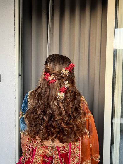 Playful Mehendi & Haldi Hair photo 44