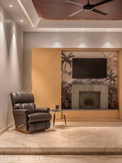 Grand Living & Dining Spaces photo 27