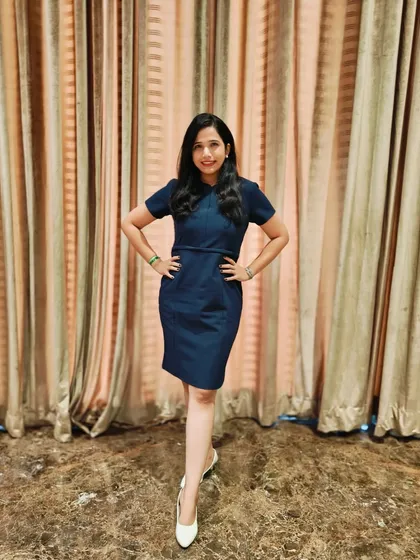 An outfit that fits well is a great feeling. My goal is to help you experience this confidence every day.