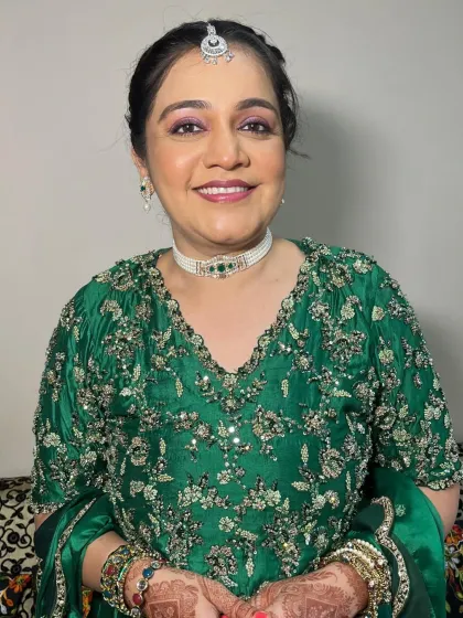 Another portrait of the client, this time with a maang tikka. The makeup is versatile and looks great with different accessories.