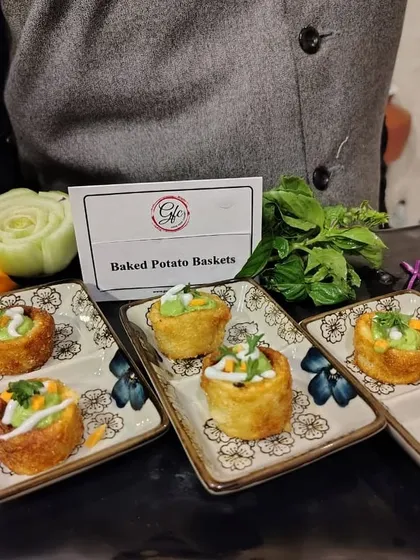 Potatoes in any form are a delight. Our baked potato baskets are a creative and delicious way to serve a classic comfort food.