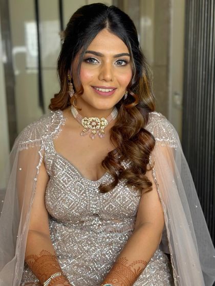 Glamorous Waves for Parties & Receptions photo 20