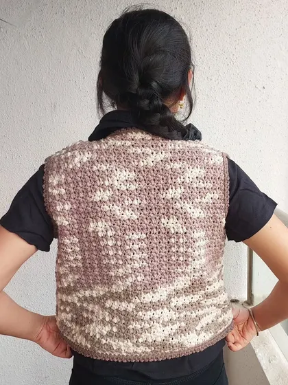 The back of the Lisa Vest features the same beautiful textured stitch as the front.