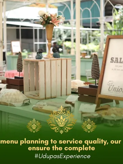 We put great thought into our buffet setups, like this fresh salad bar. With clear signage and rustic decor, we create an inviting and easy-to-navigate experience for your guests.