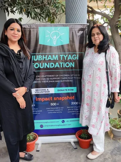 With the founder of the Shubham Tyagi Foundation, Juhi Sharma. Collaborating with such dedicated individuals and organizations amplifies our impact and helps us reach more people.