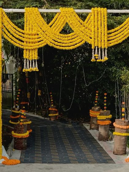 Wedding Stories - Event Design & Decor Enchanting Entrances & Walkways photo 4