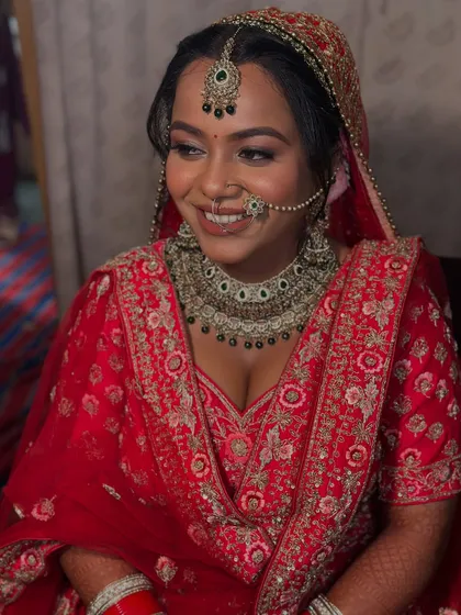 Another angle of our happy Punjabi bride, her joy is absolutely contagious.