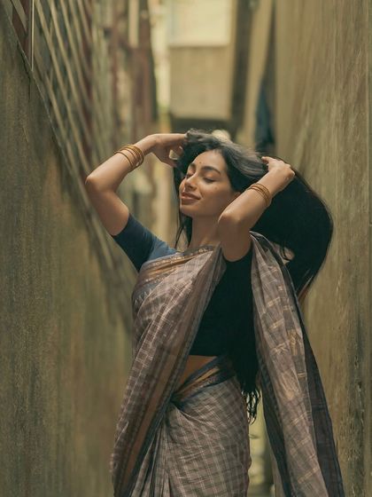 A duplicate of the Gandhi Bazaar shoot.