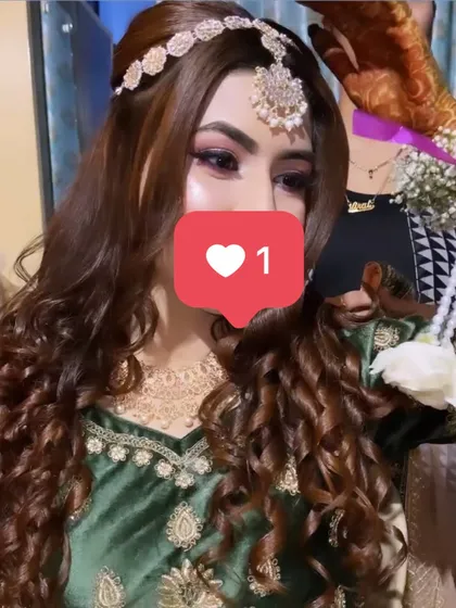Our beautiful Mehendi bride. This look is all about fresh, glowing skin and pretty details to celebrate the start of the wedding festivities.