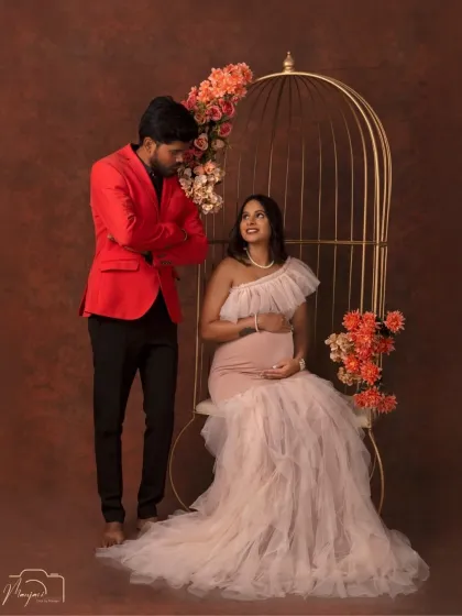 A romantic couple's portrait using the cage prop. The way they look at each other in this elegant setting creates a truly magical and timeless photograph.