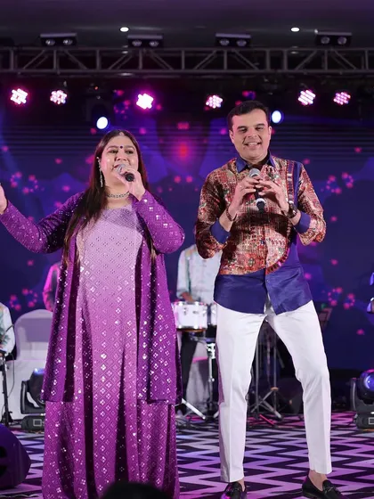 We coordinate with singers and live bands to ensure the music and performances are perfectly suited to your event's theme and energy.