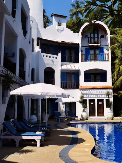 Beyond the trail, we believe in comfort and style. This is a glimpse of the luxury stays we arrange for our corporate offsites, blending strategy sessions with serene, premium relaxation.