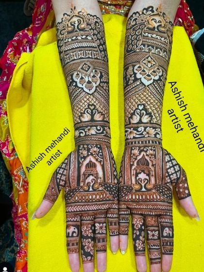 Classic Bridal Mehandi for Hands photo 7