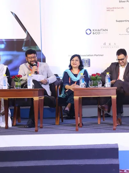 A view of the panel at the Economic Times's Commercial Disputes Resolution Conclave. These discussions are crucial for sharing insights on emerging challenges, including the impact of AI and the need for crisis litigation expertise.