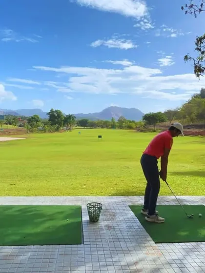 Our driving range offers the perfect setup to warm up or work on your swing. Practice from mats with a clear view of the fairway and the beautiful mountains that frame our course.