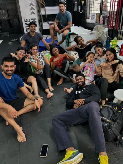 A happy, relaxed moment with the crew after a good session. This is what our community is all about.