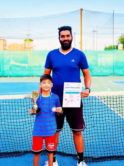Nivaan Dhama proved his mettle again, winning the Under-8 Aptitude category and securing 3rd place in the Under-8 Rally category at the Junior Tennis Championship. We are very proud of his performance.