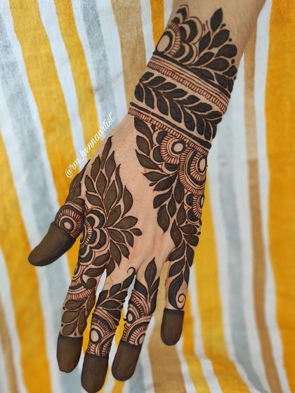 Bold Indo-Arabic & Gulf Styles photo 9