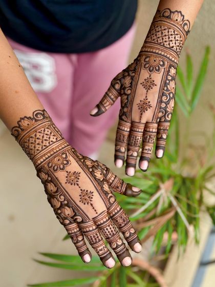 Mitali - Mehendi for Special Occasions Engagement & Pre-Wedding Celebrations photo 49