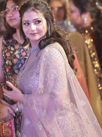 A beautiful party makeup look for a client from Rohtak. The lavender lehenga is paired with soft, glowing makeup.