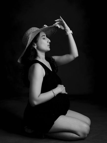 WonderBump Studio - Baby Shower Photography Timeless Black & White photo 13