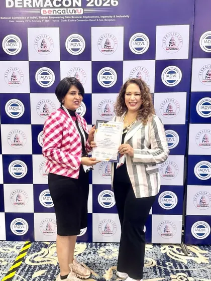 Receiving my certificate at Dermacon 2026. It was a day dedicated to research, learning, and meaningful conversations about evidence-based aesthetics.