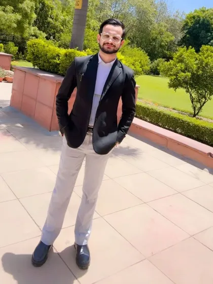 I built my own path in the legal field. This is the self-made energy and direct approach I bring to every consultation and every case I take on.
