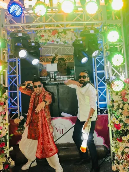 The energy and vibe every baraat deserves. With the DJ's beats and my team's drinks, we guarantee a procession that is full of fire and excitement.