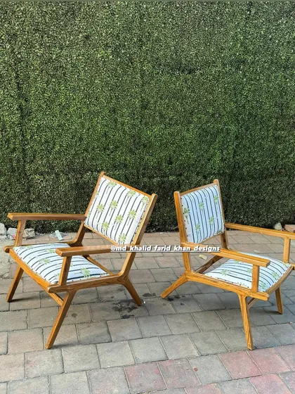 A slightly different angle of the patterned easy chairs.