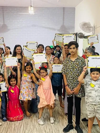 We had a full house for our summer camp closing event! A huge thank you to all the parents and guardians who came to support their kids and celebrate with us. Our studio is truly a community.