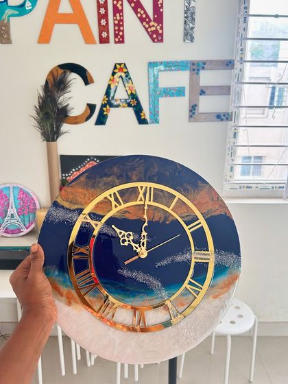 Paint Cafe Studio - Corporate Art Workshops Stunning Resin Art (Clocks, Trays & Decor) photo 27